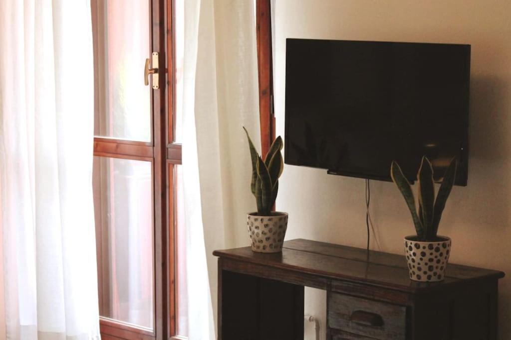 Location Strategica! -Mirochi Apartment- Bergamo Bagian luar foto
